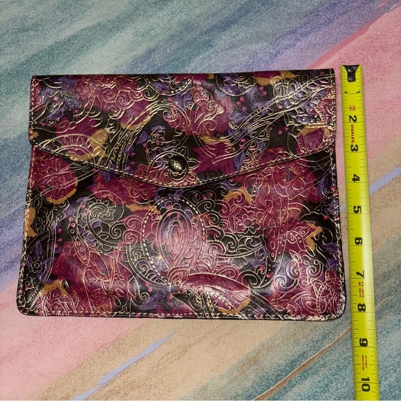 Patricia Nash Metallic Tooled Leather Midi Clutch - Picture 6 of 6